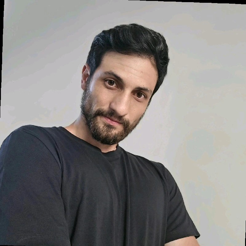 Lucas Liachi - Technology Governance Specialist